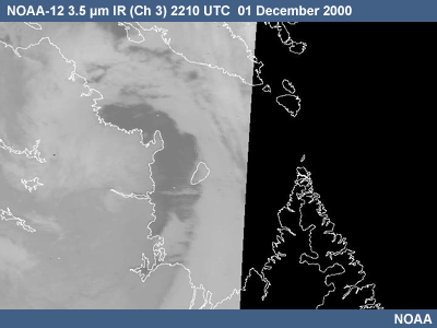 NOAA-12 3.5 micrometer IR over the Ungava Bay region at 2210 UTC on 01 December 2000